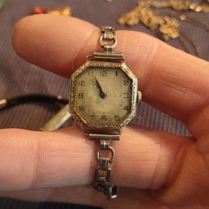 Antique Victorian Lady 14k wtf Gold Watch 15 jewels